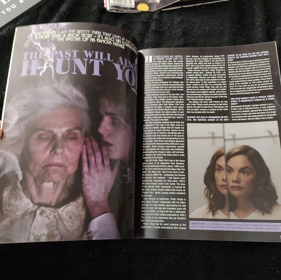 Rue Morgue Collectible Magazine #172 - Picture 5 of 5